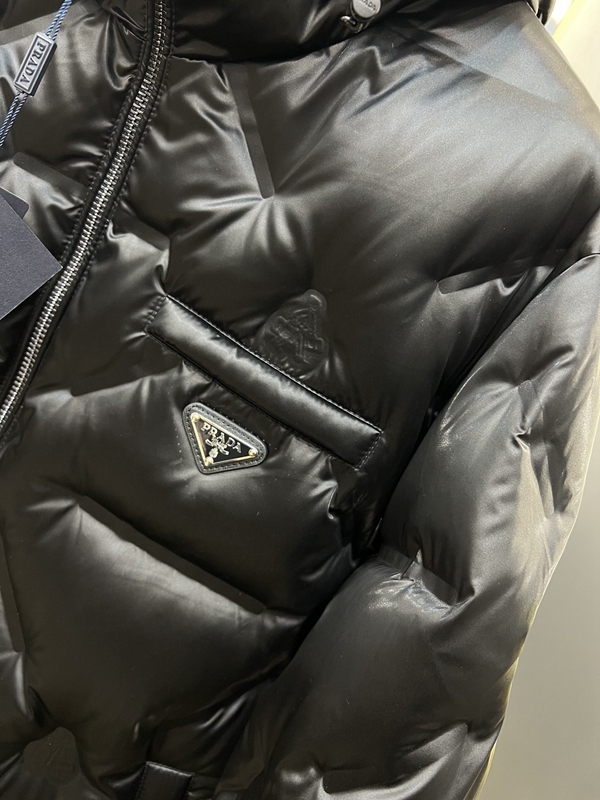 ハイクオリティダウンジャケット角部分ディテール